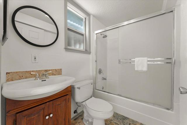 900 Lakeside Drive, Felton CA: https://media.crmls.org/mediaz/c818de32-578d-4e1b-bb37-ff27924b2c8f.jpg