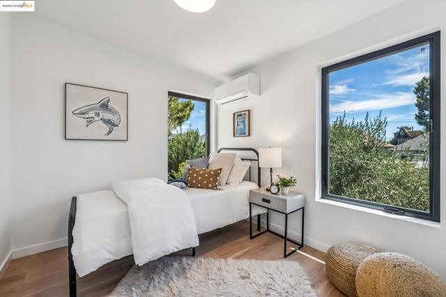 737 61st St, Oakland CA: https://media.crmls.org/mediaz/c8192c33-4f1d-4a70-a4b0-c8bca6044b03.jpg