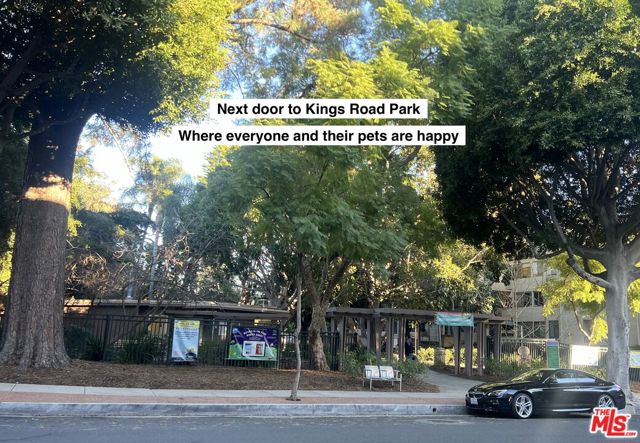 950 N Kings Road, West Hollywood CA: https://media.crmls.org/mediaz/c8194289-9f32-46d9-a202-419ea769cf09.jpg