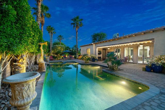 52540 Vino, La Quinta CA: https://media.crmls.org/mediaz/c81a83fc-bbde-471c-a756-2bddae73f2d9.jpg