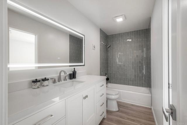 Detail Gallery Image 8 of 33 For 4705 Marina #10,  Carlsbad,  CA 92008 - 2 Beds | 2 Baths