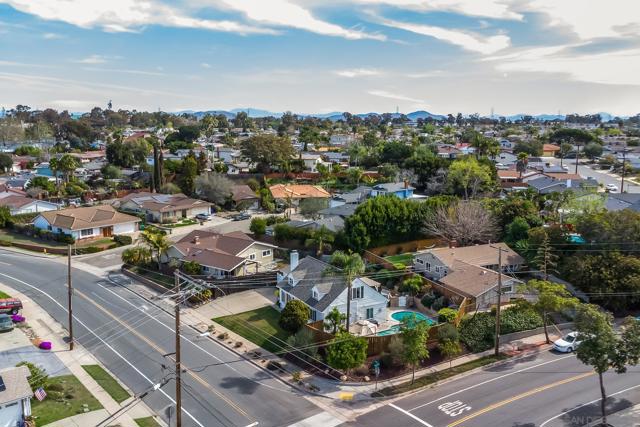 6813 Petit St, San Diego, California 92111, 4 Bedrooms Bedrooms, ,3 BathroomsBathrooms,Single Family Residence,For Sale,Petit St,250020167SD