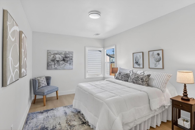 356 Belleview Dr, San Leandro CA: https://media.crmls.org/mediaz/c81d54d6-81be-4124-80e4-97ceacede7c9.jpg