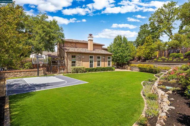 837 O'Brien Place, Danville CA: https://media.crmls.org/mediaz/c81d828a-ea01-4ed7-b44c-2d863d2e95bc.jpg