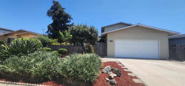 1458 Adams Street, Salinas CA: https://media.crmls.org/mediaz/c81e58d9-dd73-4b19-88c6-7aafe01508b1.jpg