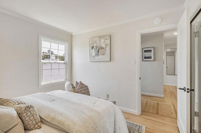 833 Alameda De Las Pulgas, Belmont CA: https://media.crmls.org/mediaz/c81e68d0-5566-4298-ac8a-5ca0abad4b81.jpg
