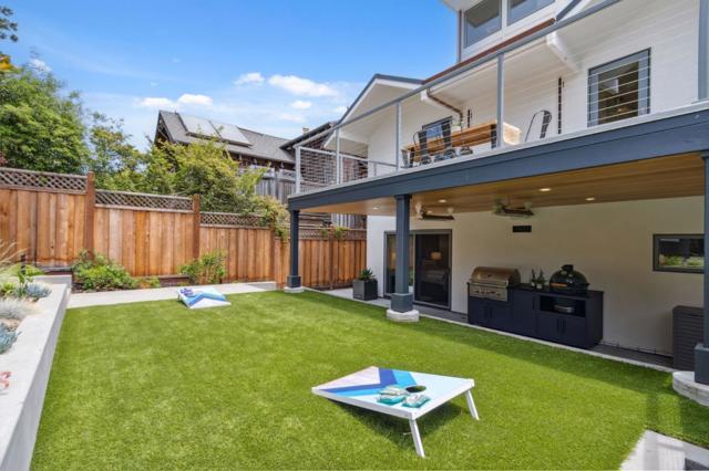 237 21st Avenue, Santa Cruz CA: https://media.crmls.org/mediaz/c81e903b-7a86-40c2-98d5-503eae138719.jpg