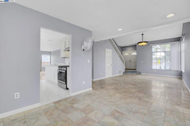 1618 Putnam St, Antioch CA: https://media.crmls.org/mediaz/c821f957-e1d3-4162-95cb-e7f40af0dff8.jpg
