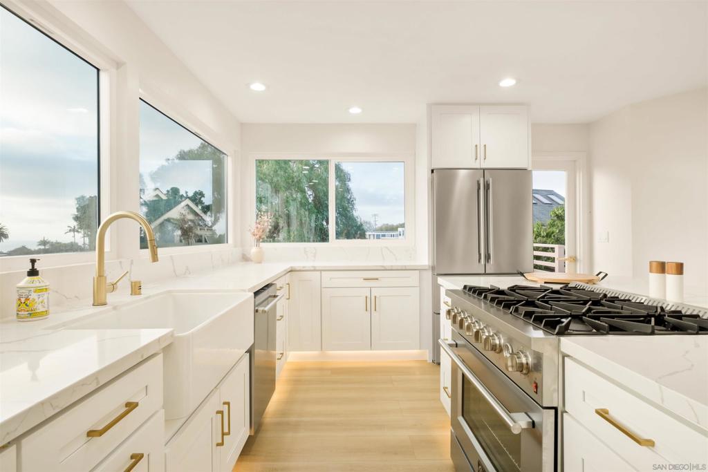 MLS #250042248SD image #1