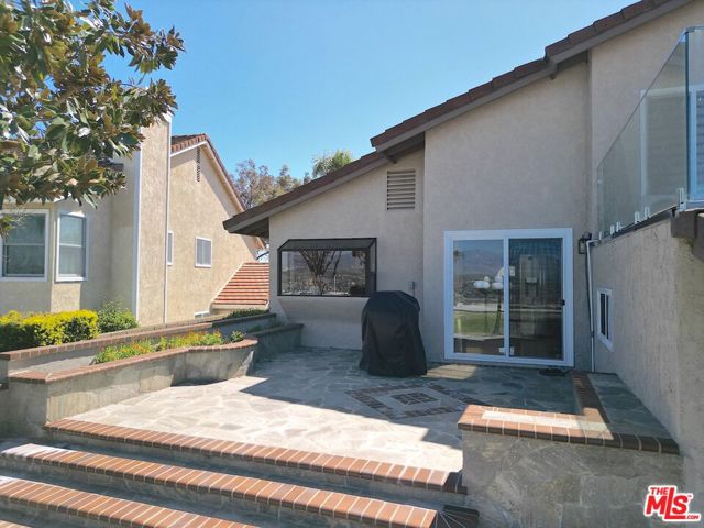 1995 Peaceful Hills Rd, Diamond Bar CA: https://media.crmls.org/mediaz/c822e260-7958-46bf-a9ff-a2d242ef81d7.jpg