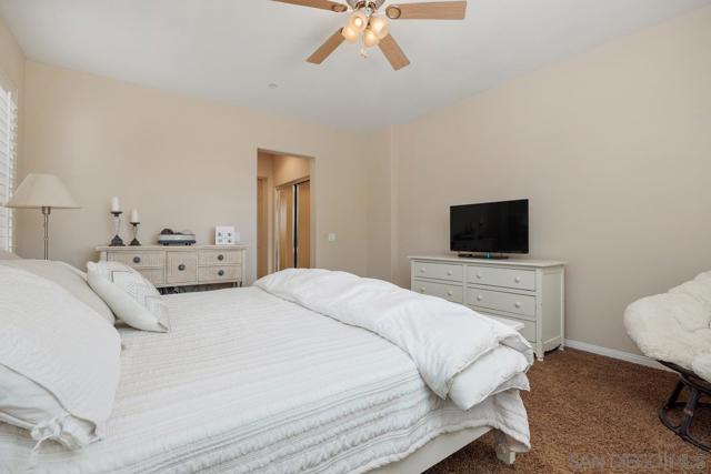 17253 4S Ranch Parkway, San Diego CA: https://media.crmls.org/mediaz/c824c4aa-d59d-4ee7-9548-093e8dc32361.jpg