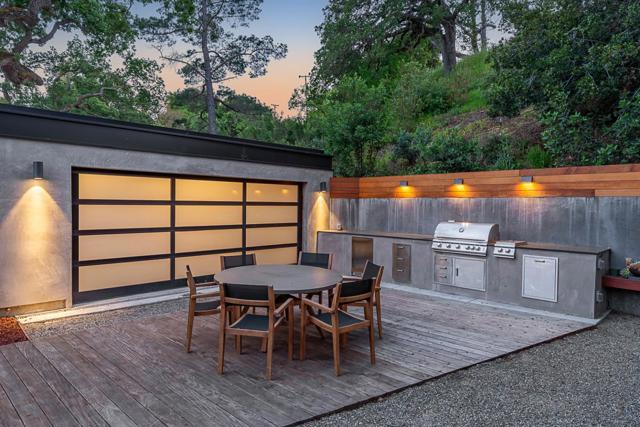 26896 Alejandro Drive, Los Altos Hills CA: https://media.crmls.org/mediaz/c8251b61-bd31-4fa4-b445-917cbcf85cf4.jpg