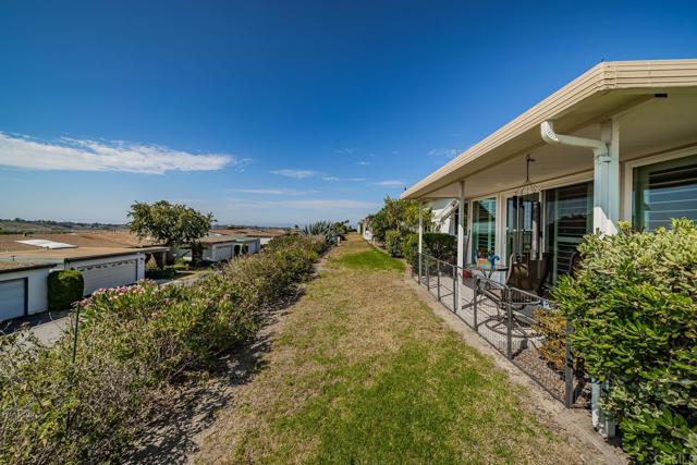 Detail Gallery Image 24 of 32 For 3890 Vista Campana #63,  Oceanside,  CA 92057 - 2 Beds | 2 Baths