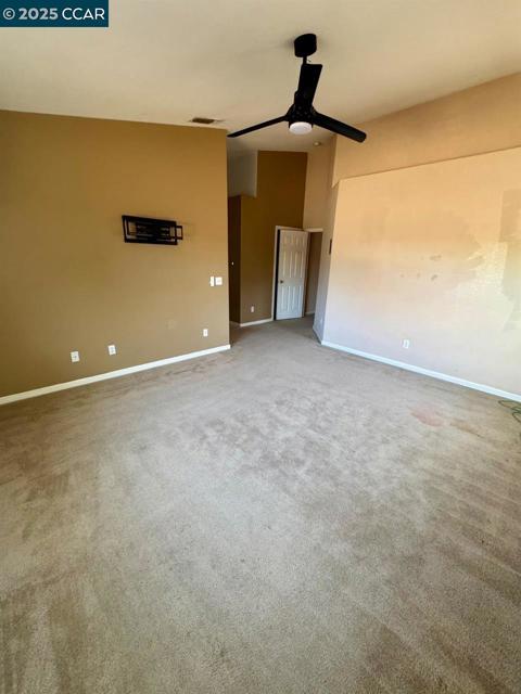 1384 Almador Ter, Atwater CA: https://media.crmls.org/mediaz/c8263e9a-0b9c-48b0-8a0b-66ce1fdae862.jpg