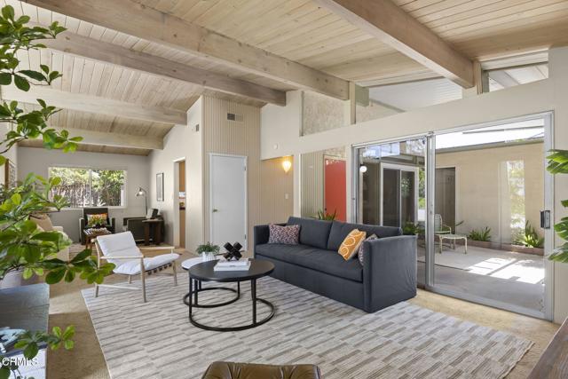 Detail Gallery Image 9 of 28 For 4232 De Paul St, Ventura,  CA 93003 - 3 Beds | 2 Baths