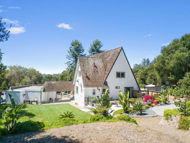19125 Marjorie Road, Salinas CA: https://media.crmls.org/mediaz/c8271b90-7cb7-4256-bf71-8500a259e57a.jpg