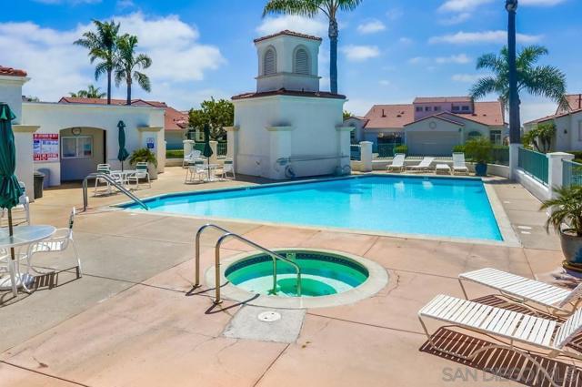 3367 Malta Way, Oceanside CA: https://media.crmls.org/mediaz/c8275467-b67c-4a1f-a768-4d3878971783.jpg