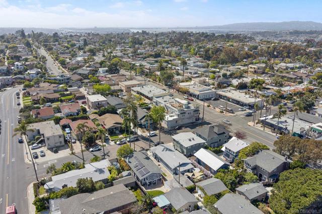 4067 PALMETTO WAY, San Diego CA: https://media.crmls.org/mediaz/c828f54c-ca03-488d-82ee-4fddafd0c1b5.jpg