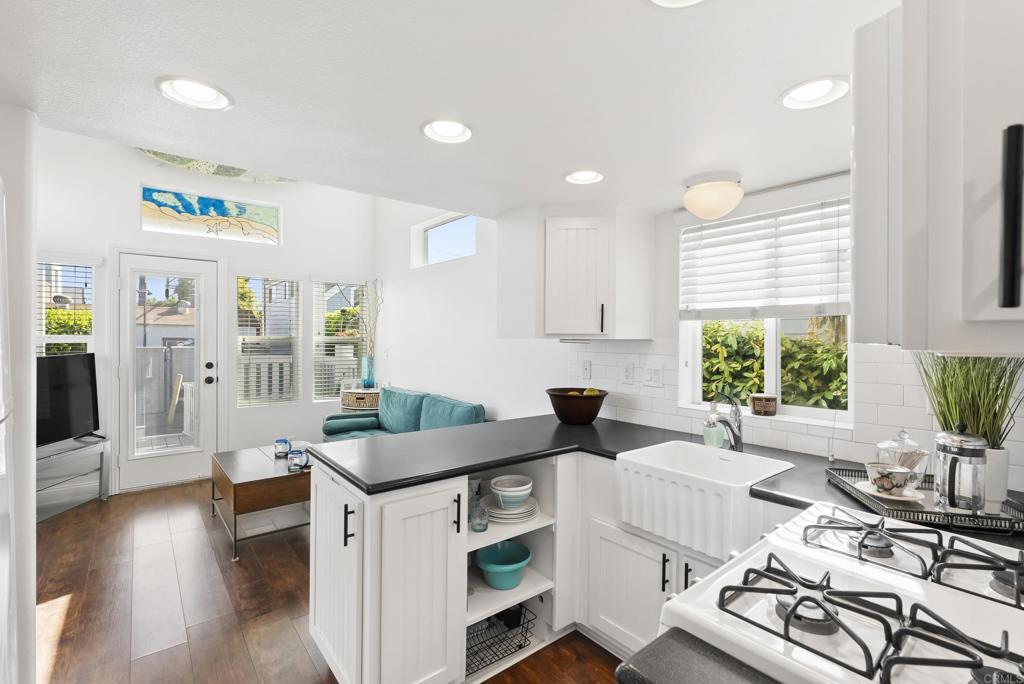1624 Coast Highway 101 - photo 12