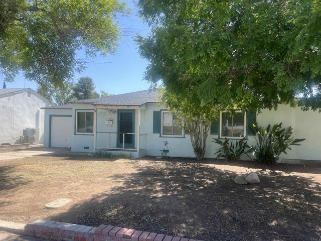 Detail Gallery Image 2 of 12 For 185 Garfield Ave, El Cajon,  CA 92020 - 3 Beds | 1 Baths