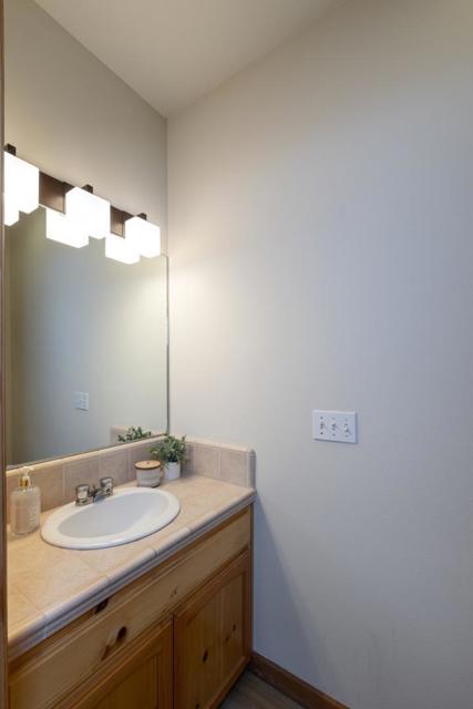 3375 Allred Lane, Soquel CA: https://media.crmls.org/mediaz/c82cadd6-1dd2-457c-884b-f65fb66c9459.jpg