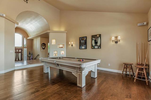 50 Schmidt Court, Hollister CA: https://media.crmls.org/mediaz/c82cc90d-18a0-4a33-a33b-a4195974b18d.jpg