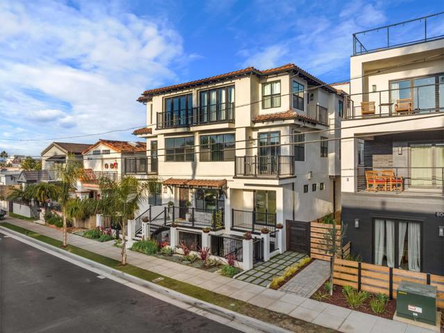 812 N Cleveland Street, Oceanside CA: https://media.crmls.org/mediaz/c82e15e5-eaa7-4455-9e2c-26e4e1044646.jpg