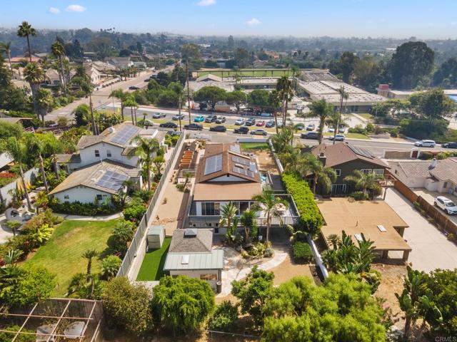 Detail Gallery Image 7 of 69 For 956 Capri Rd, Encinitas,  CA 92024 - 5 Beds | 5 Baths