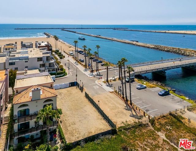 Details for 6202 Pacific Avenue, Playa del Rey, CA 90293