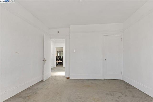 40 Acton St, Daly City CA: https://media.crmls.org/mediaz/c830c604-df47-4867-bafb-f8f54b849ca2.jpg