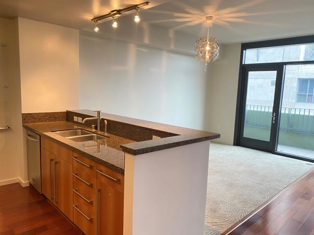 350 11th Avenue, San Diego CA: https://media.crmls.org/mediaz/c8316ac8-95f2-4bf6-92f3-b6696fb7bdaa.jpg