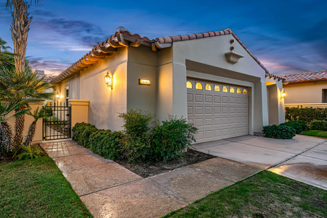 79967 Rancho La Quinta Drive, La Quinta CA: https://media.crmls.org/mediaz/c833e87a-cc01-482a-8f49-5b664266202a.jpg