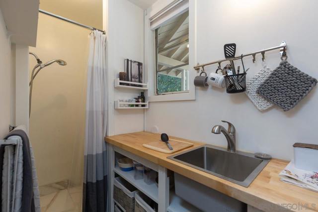 3306 Oak Grove, Julian CA: https://media.crmls.org/mediaz/c835fa1e-ce8c-4a17-91b2-4ded0d23129f.jpg