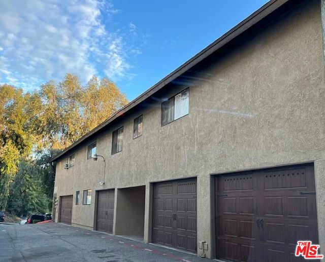 Image 6 of 7 For 2425 Nadine Street