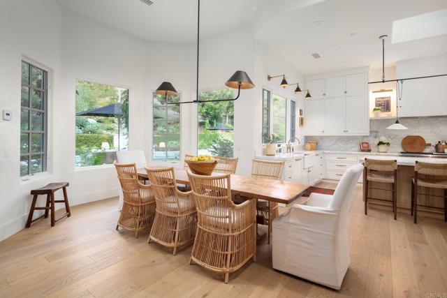 15807 Puerta Del Sol, Rancho Santa Fe CA: https://media.crmls.org/mediaz/c837956a-d330-4566-af78-d804db5c45a3.jpg
