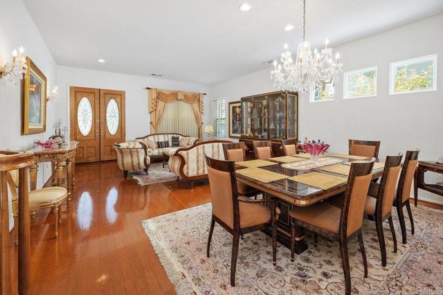 Detail Gallery Image 7 of 45 For 3971 via Cangrejo, San Diego,  CA 92130 - 4 Beds | 3 Baths