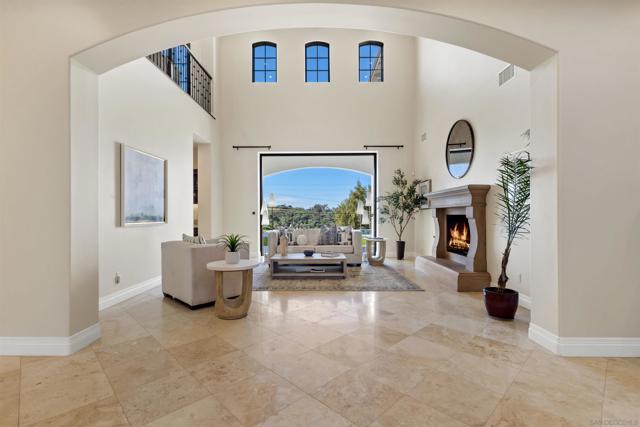 7545 Top O The Morning Way, San Diego CA: https://media.crmls.org/mediaz/c838d057-2f29-43cb-9d75-48c10b362964.jpg