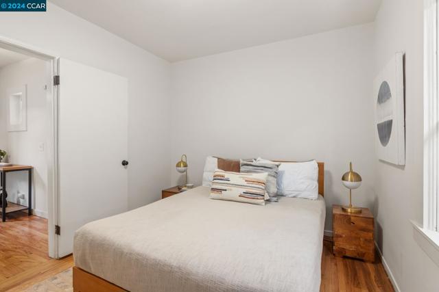 Image 13 of 38 For 1744 Addison Street