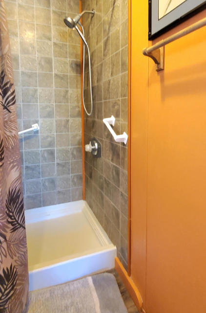 94 Armenia Drive, Cathedral City CA: https://media.crmls.org/mediaz/c838e16c-5e36-4a66-afca-a5e6f18c0508.jpg