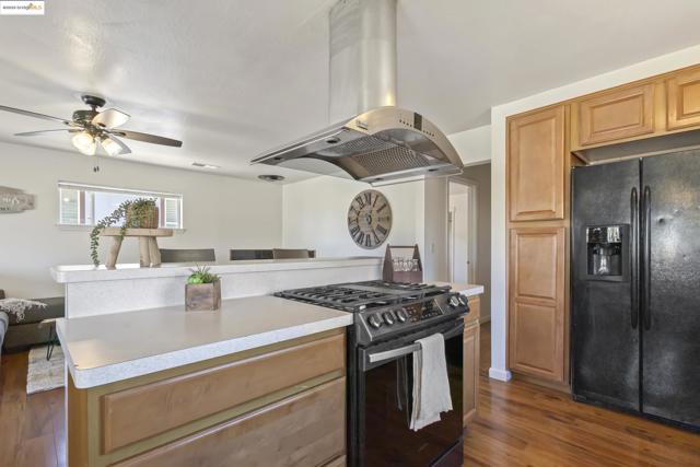 3474 Camino Diablo, Byron CA: https://media.crmls.org/mediaz/c839c84d-da1f-4b08-a762-9dc579e1f6dc.jpg