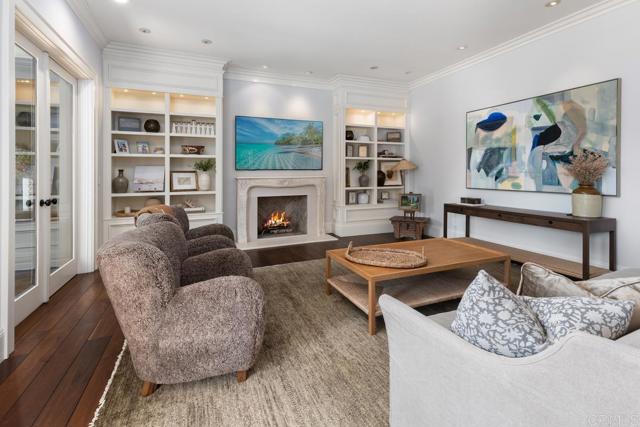 16625 Via Lago Azul, Rancho Santa Fe CA: https://media.crmls.org/mediaz/c839df9a-31ed-46af-98da-1cf696865c6f.jpg