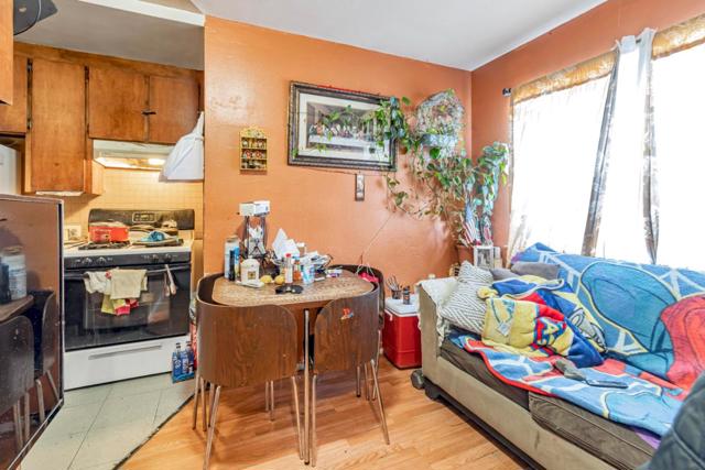 748 Clara Street, Oakland CA: https://media.crmls.org/mediaz/c83a8574-48f5-42dd-9fa1-8f2a014ed1d1.jpg