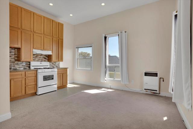 2310 Pacific Avenue, Alameda CA: https://media.crmls.org/mediaz/c83a9964-8515-44e5-bddf-0aadd4e2e8d3.jpg