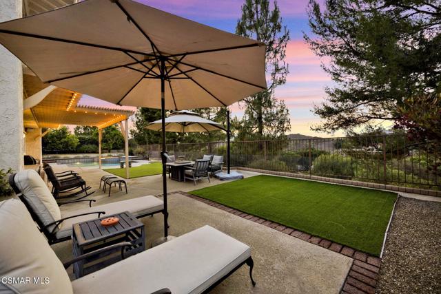 4022 Avenida Verano, Thousand Oaks CA: https://media.crmls.org/mediaz/c83b2a23-8c2e-443f-8a8e-faf34bf6381b.jpg