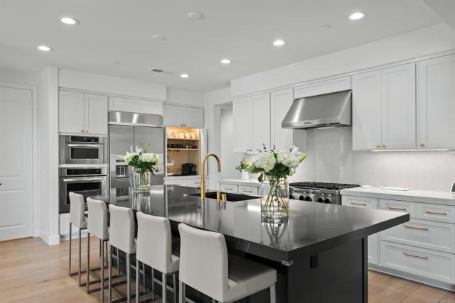 Detail Gallery Image 14 of 72 For 3193 Corte Carlazzo, Chula Vista,  CA 91914 - 4 Beds | 3/1 Baths