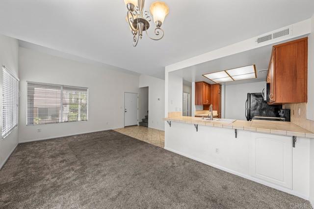 Detail Gallery Image 3 of 23 For 5430 Baltimore Dr #16,  La Mesa,  CA 91942 - 3 Beds | 2/1 Baths