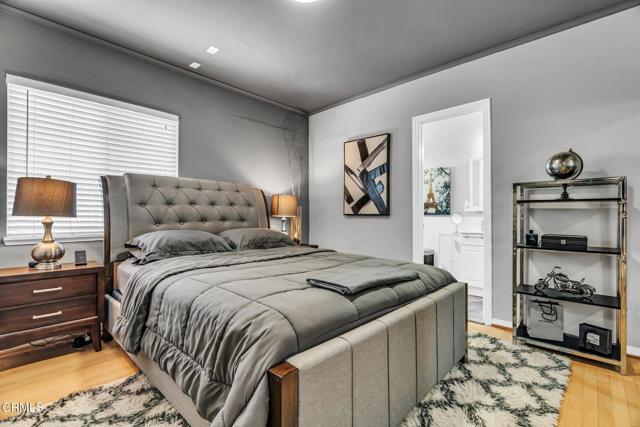 1455 E California Avenue, Glendale CA: https://media.crmls.org/mediaz/c83fe71e-3314-4202-ac39-9c6748aea603.jpg