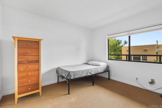 230 W Laurel Street, San Diego CA: https://media.crmls.org/mediaz/c840832a-dd5d-4a18-894a-c541973a1978.jpg
