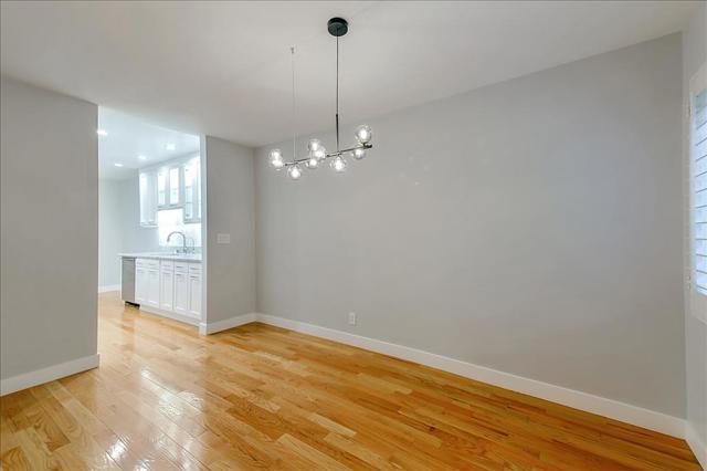 1203 N Sweetzer Avenue, West Hollywood CA: https://media.crmls.org/mediaz/c840a04f-3e01-4119-910c-9f2a62df1e8b.jpg