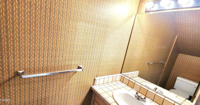 Detail Gallery Image 6 of 32 For 1116 Okapi, Ventura,  CA 93003 - 3 Beds | 1/1 Baths